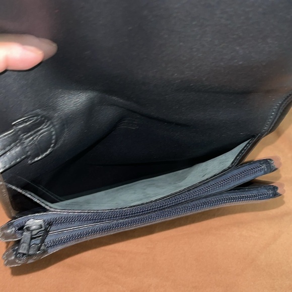 Preloved Loewe wristlet great condition lambskin leather has many pockets Black - Picture 5 of 11